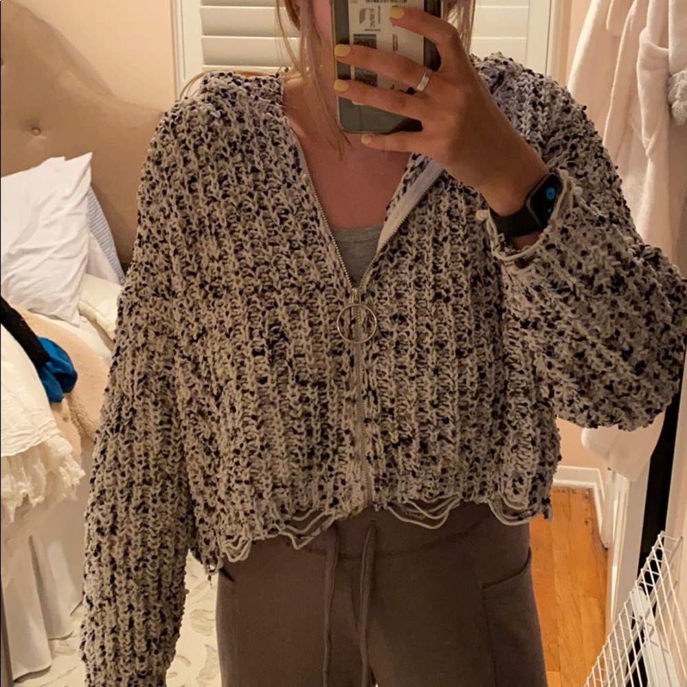 Zip sweatshirt